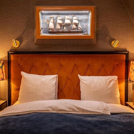 Victory Hotel Stockholm Bagian luar foto