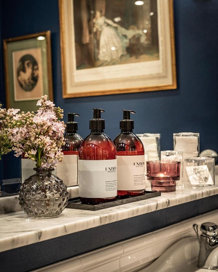 Victory Hotel Stockholm Bagian luar foto
