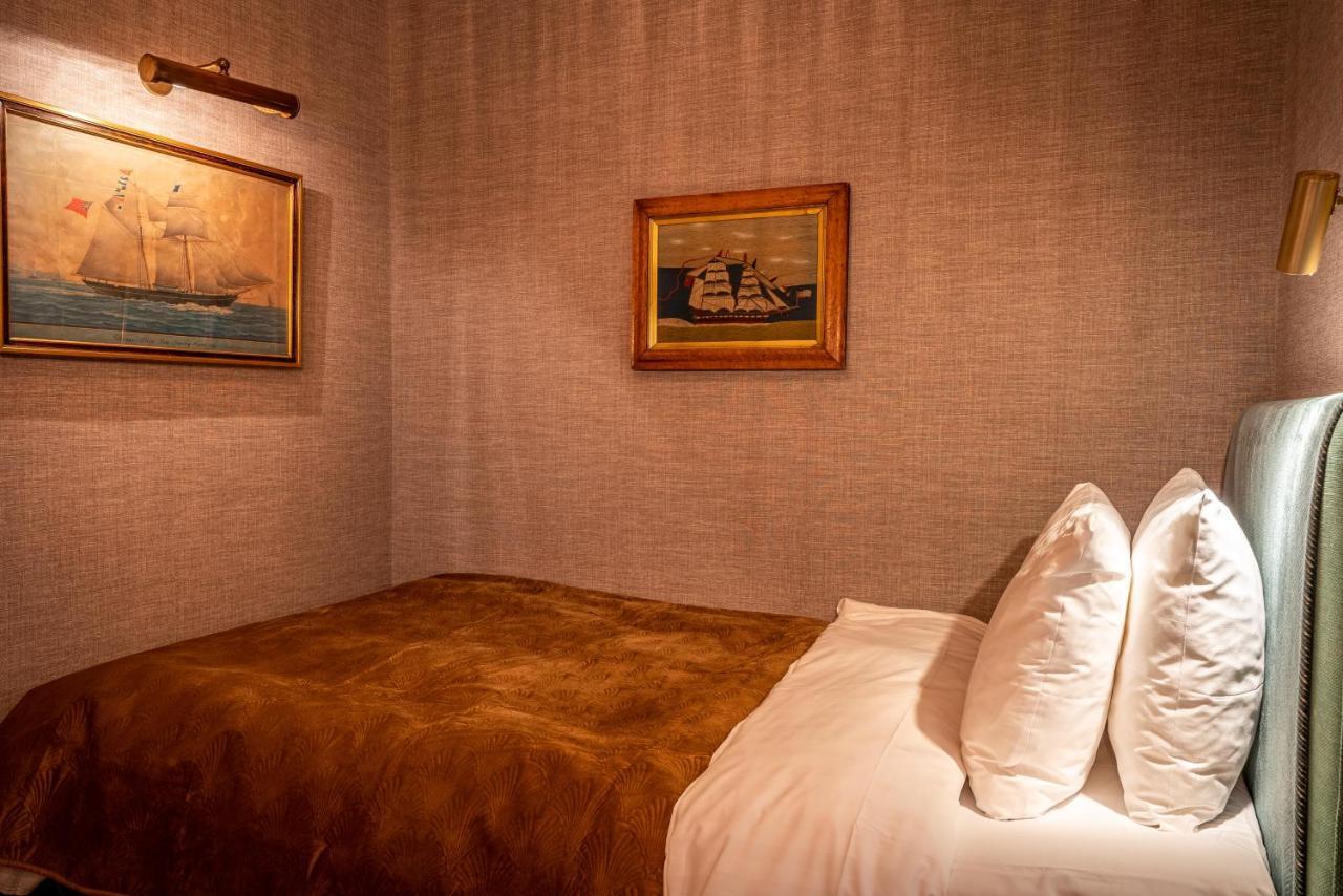 Victory Hotel Stockholm Bagian luar foto