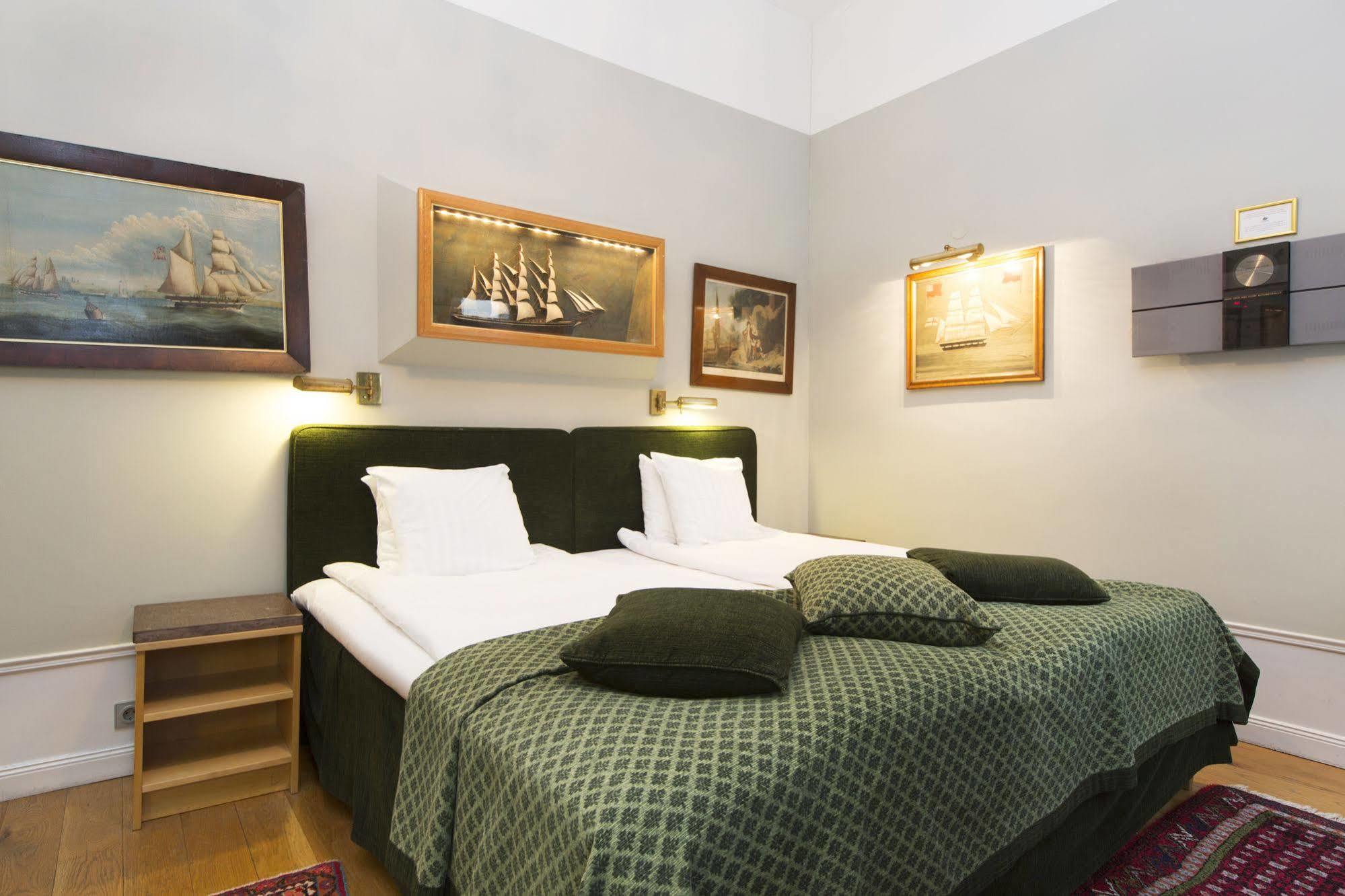 Victory Hotel Stockholm Bagian luar foto